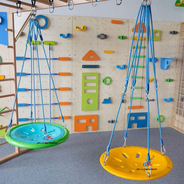 Children hanging plastic disc sensory swing 3