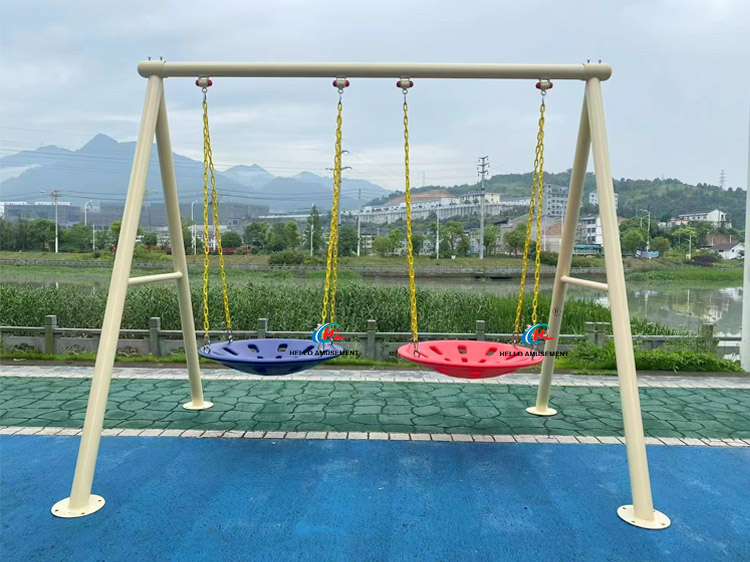 Children hanging plastic disc sensory swing 31