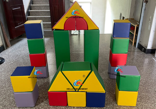 23 pieces of soft-packed building blocks 2