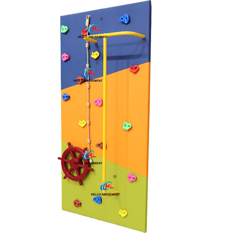 Soft package climbing wall style C 120X240 cm