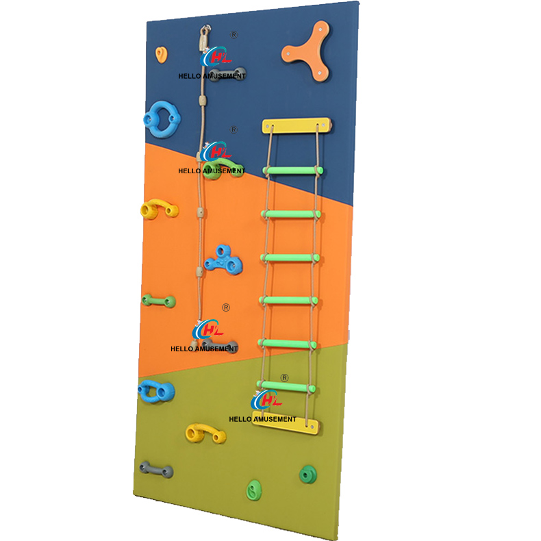 Soft package climbing wall style D 120X240 cm