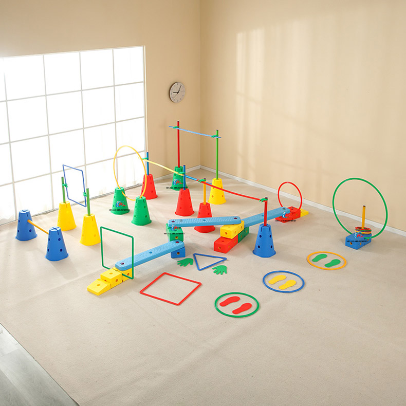 Children's sensory integration training Vientiane combination toy set 14