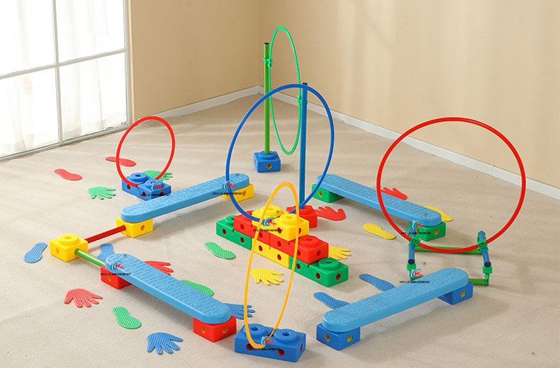 Children's sensory integration training Vientiane combination toy set 16