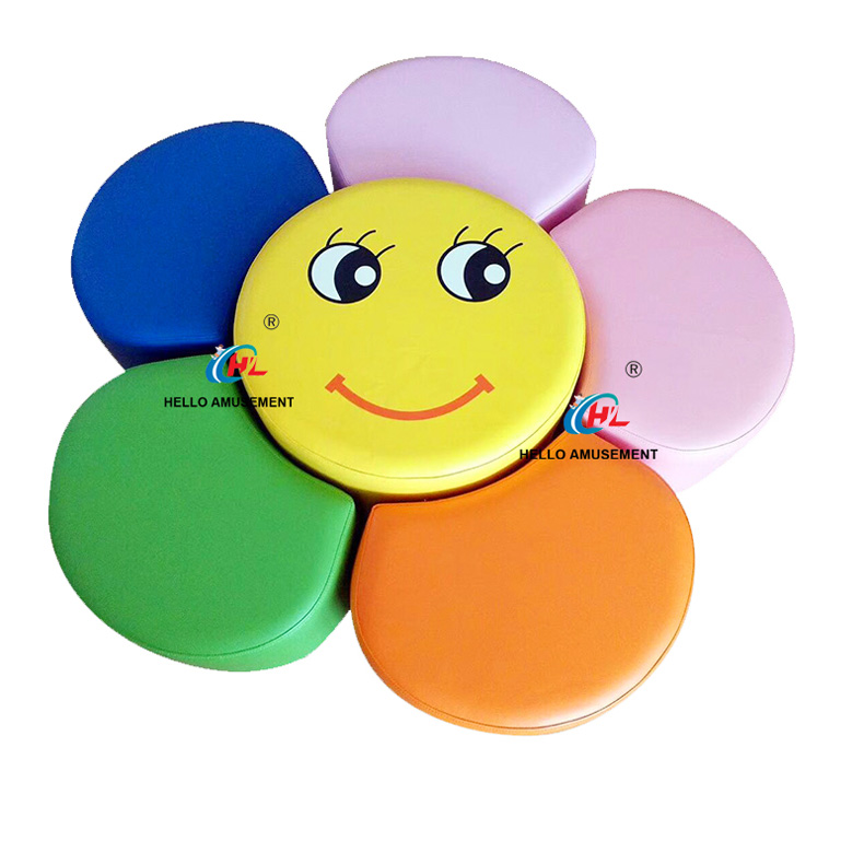 Children's soft smiley sunflower stool 14