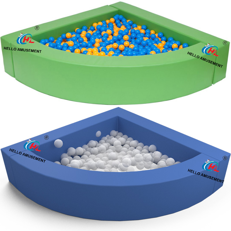 Corner Ball Pit (Fan Ball pit) 9