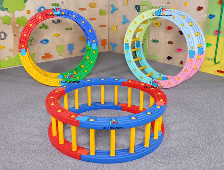 Quarter circle climbing frame physical balance beam bridge 15