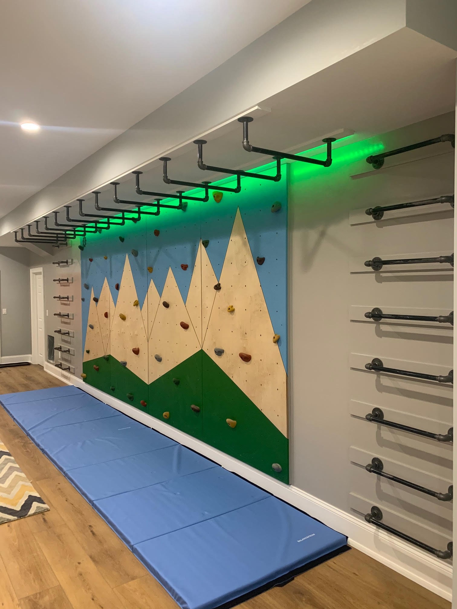 Illustrative example of Sensory Training Children’s Monkey Bar Toy Single Pole from Google Search