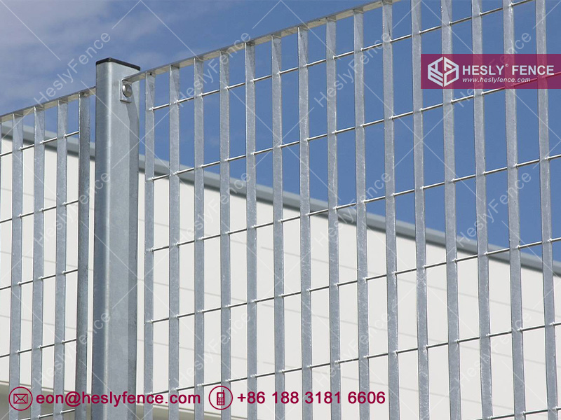 Illustrative example of Square Flat Swing Basket with Fence from Google Search